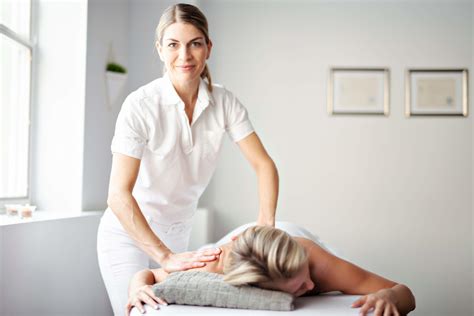 what is a rmt massage